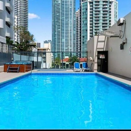 Fabulous Sea Views In The Heart Of Surfers Daire Gold Coast Dış mekan fotoğraf